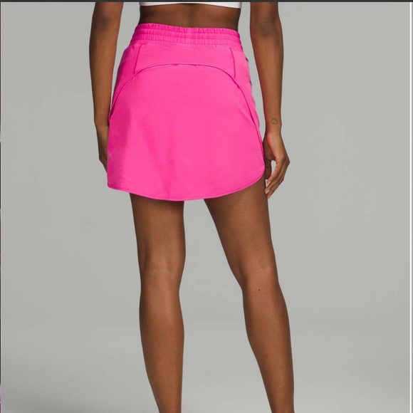 Lululemon Hotty Hot High Rise Skirt Long Sonic Pink size‎ 4 NWT - Picture 4 of 9